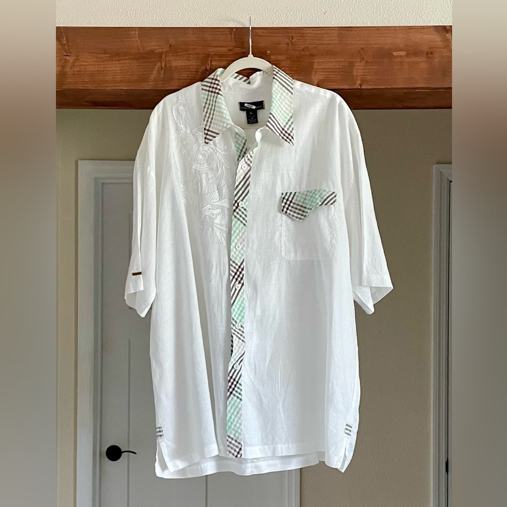 Men’s Button-Front Shirt Size 3XL
